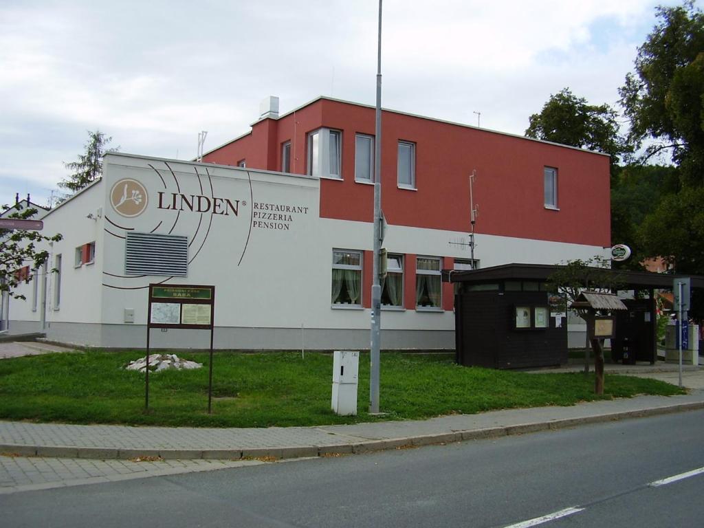 Linden Restaurant And Pension Brno Luaran gambar